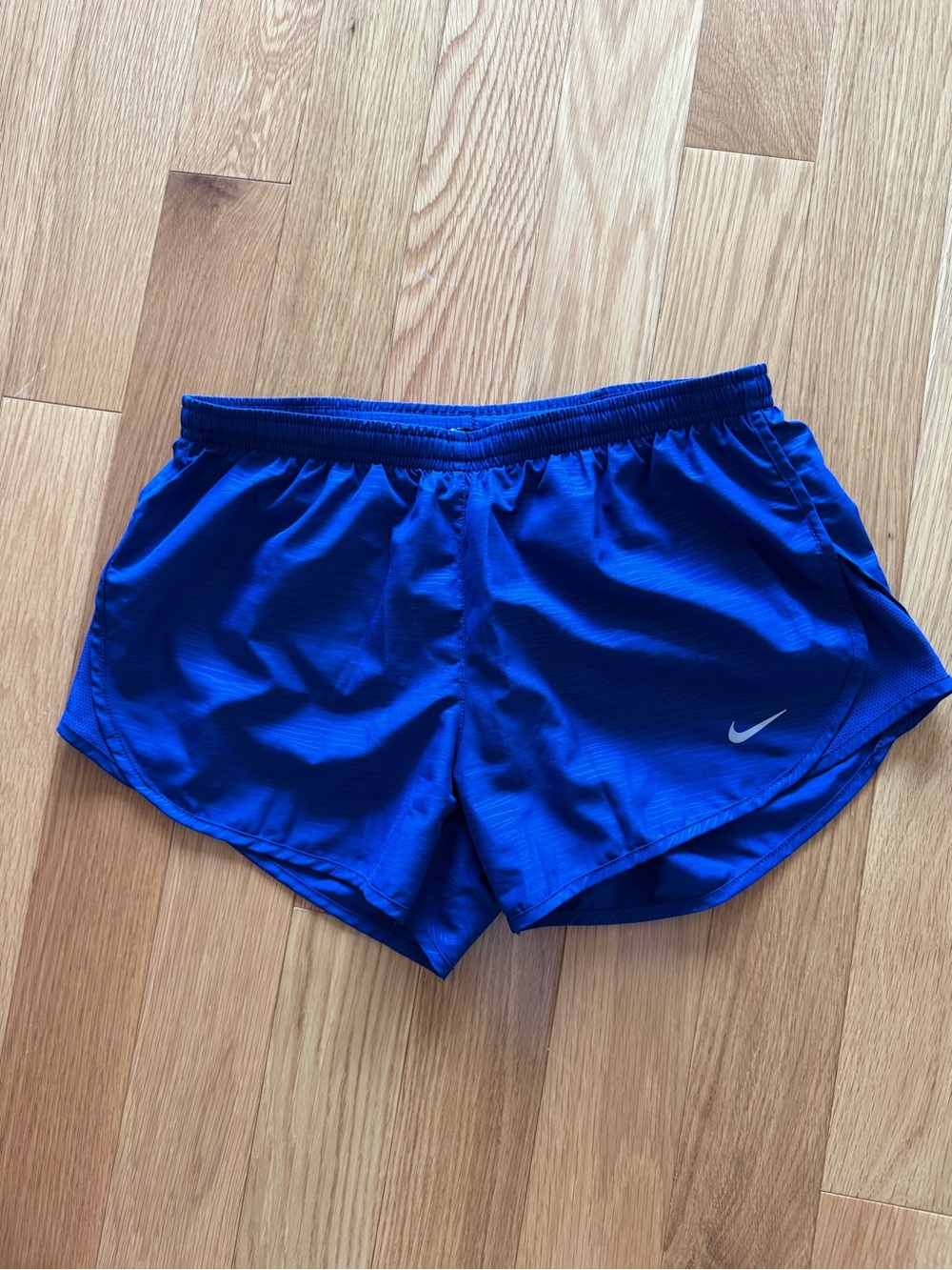 Nike dri-fit running shorts in royal blue size small